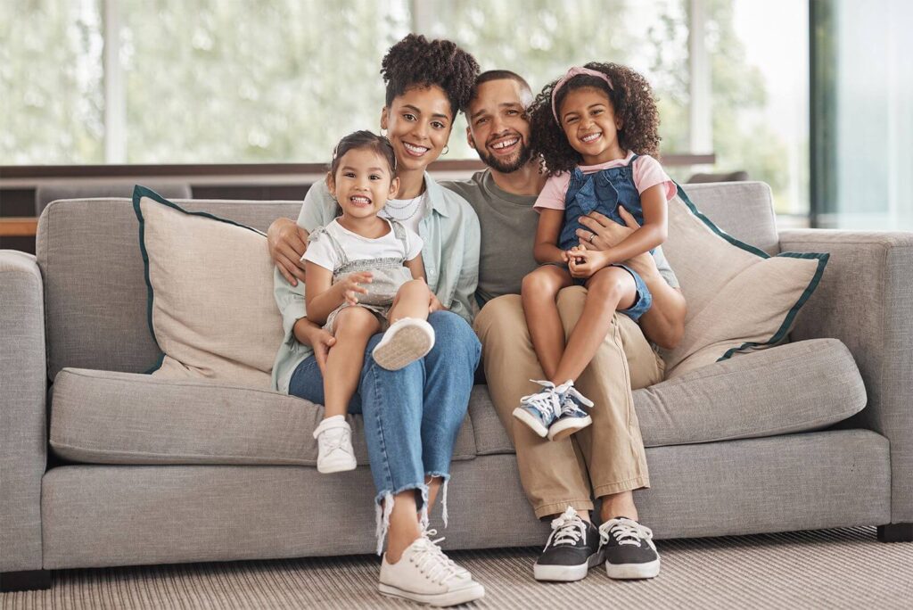 671a98dffd193b9dcf4bccfd_Immigration-family-p-1600 (1)