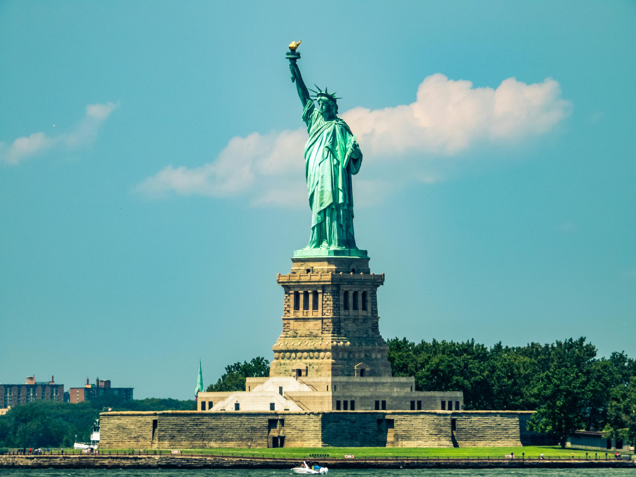 67537f08d98acaf0dddd573b_Statue-of-Liberty