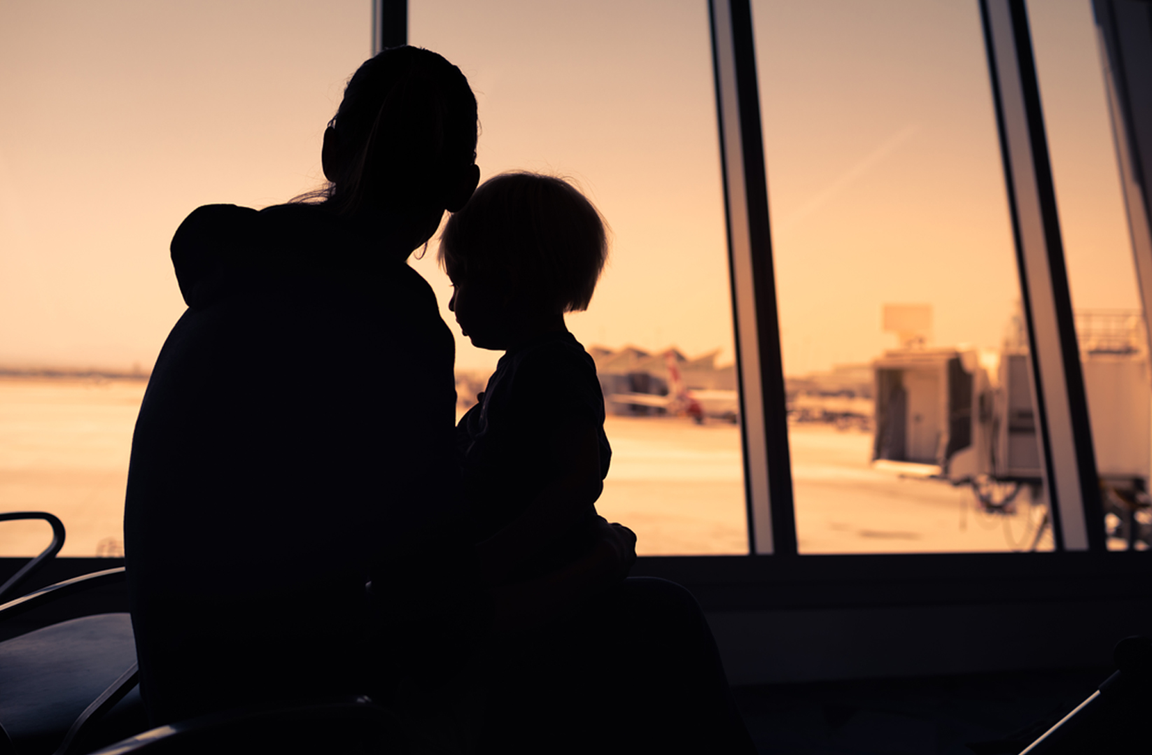 68546468557fe01715c512d2_family-airport