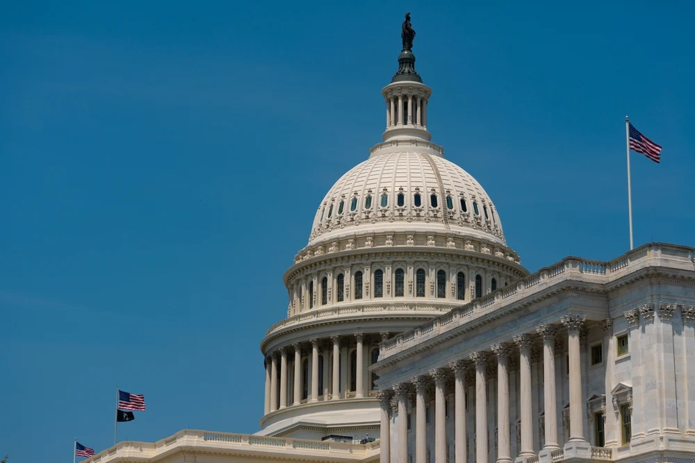 Government Shutdown Affect on Immigration The U.S. Capitol building in Washington, D.C., symbolizing the 2025 government shutdown that affects immigration services.