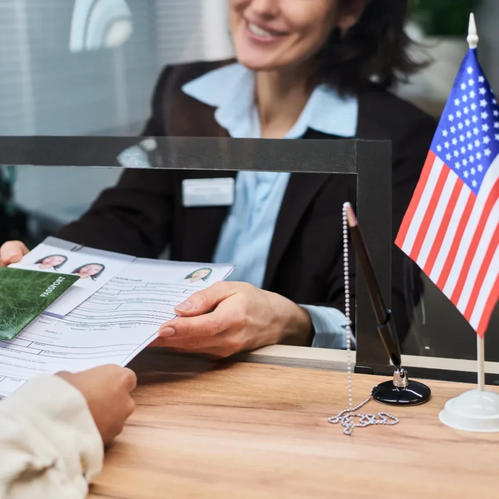 Abogado especializado en inmigración empresarial 3